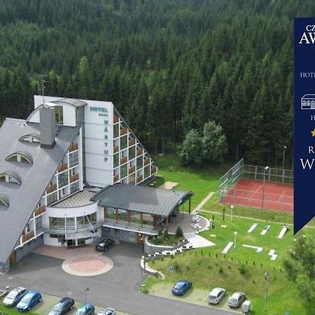 Hotel Nastup Loučná pod Klínovcem Zewnętrze zdjęcie
